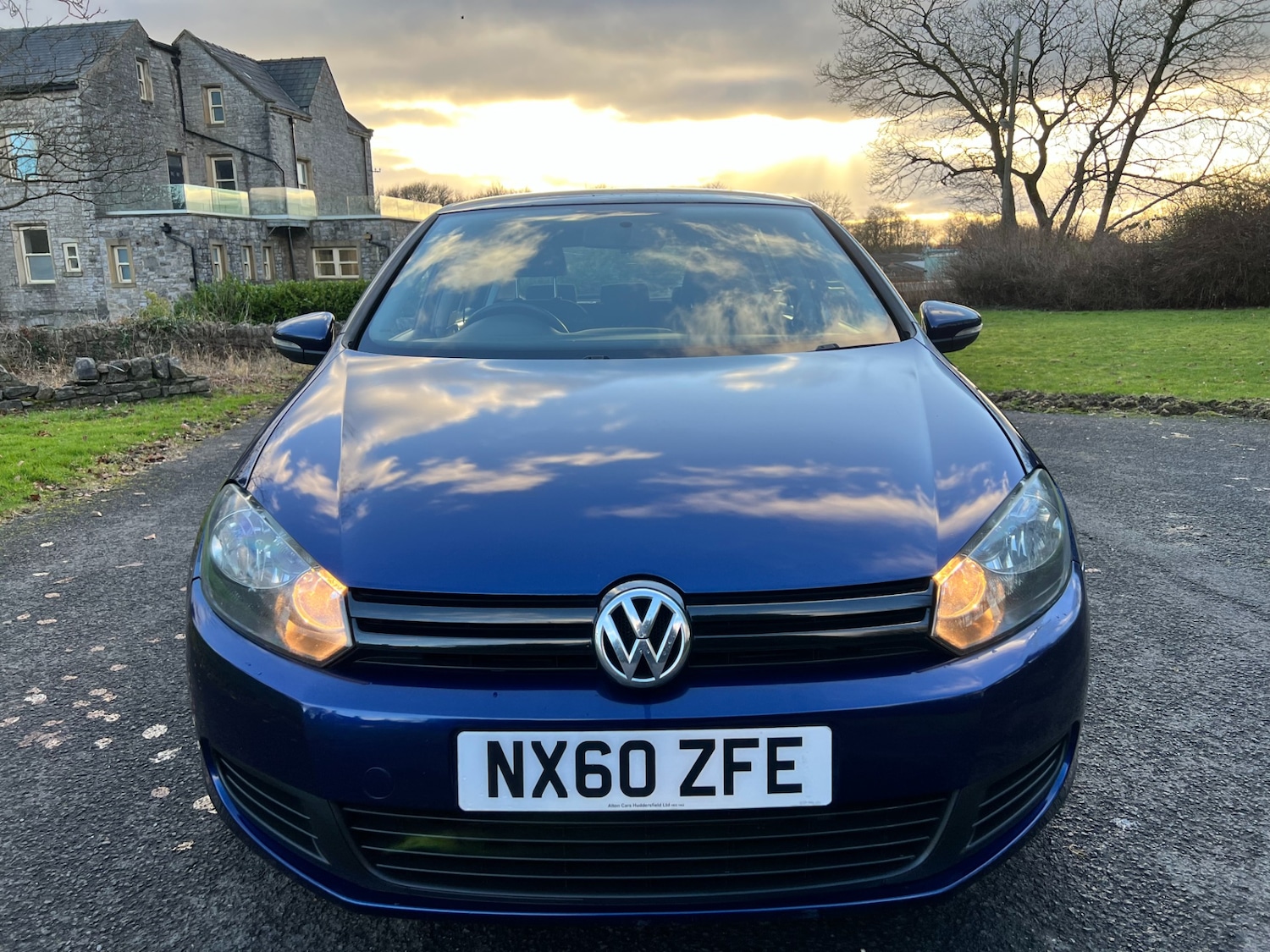 Used Volkswagen Golf 2010 for sale - 77094058: Photo 2