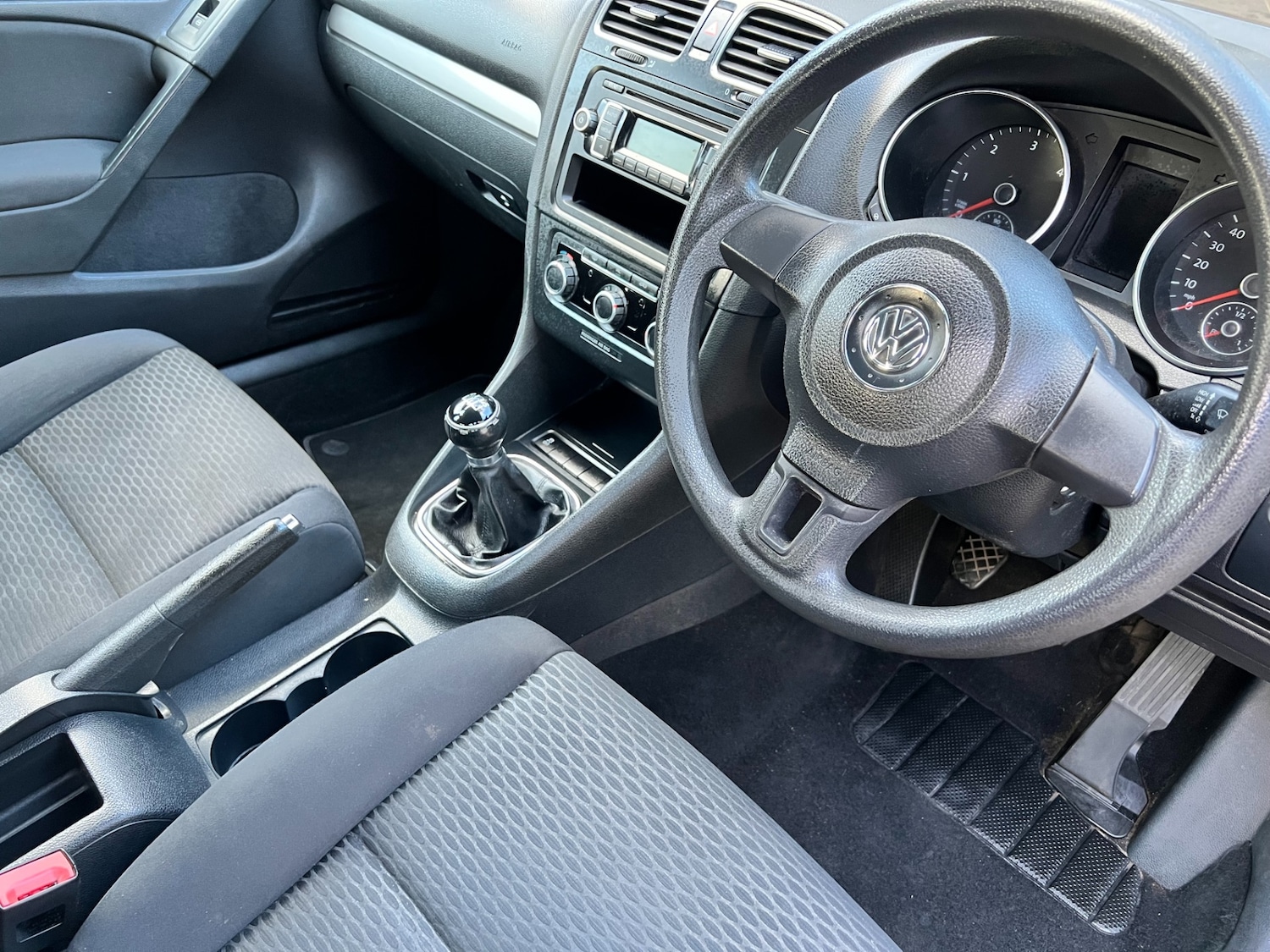 Used Volkswagen Golf 2010 for sale - 77094058: Photo 9