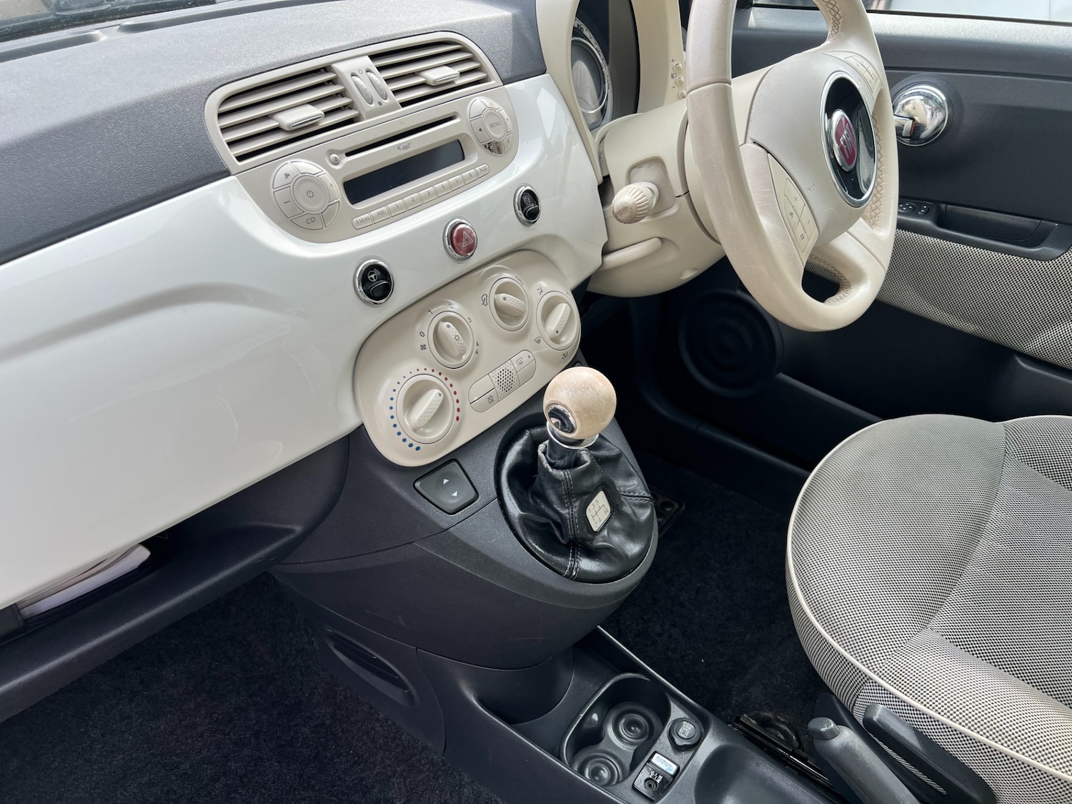 Used Fiat 500 2011 for sale - 78166060: Photo 10