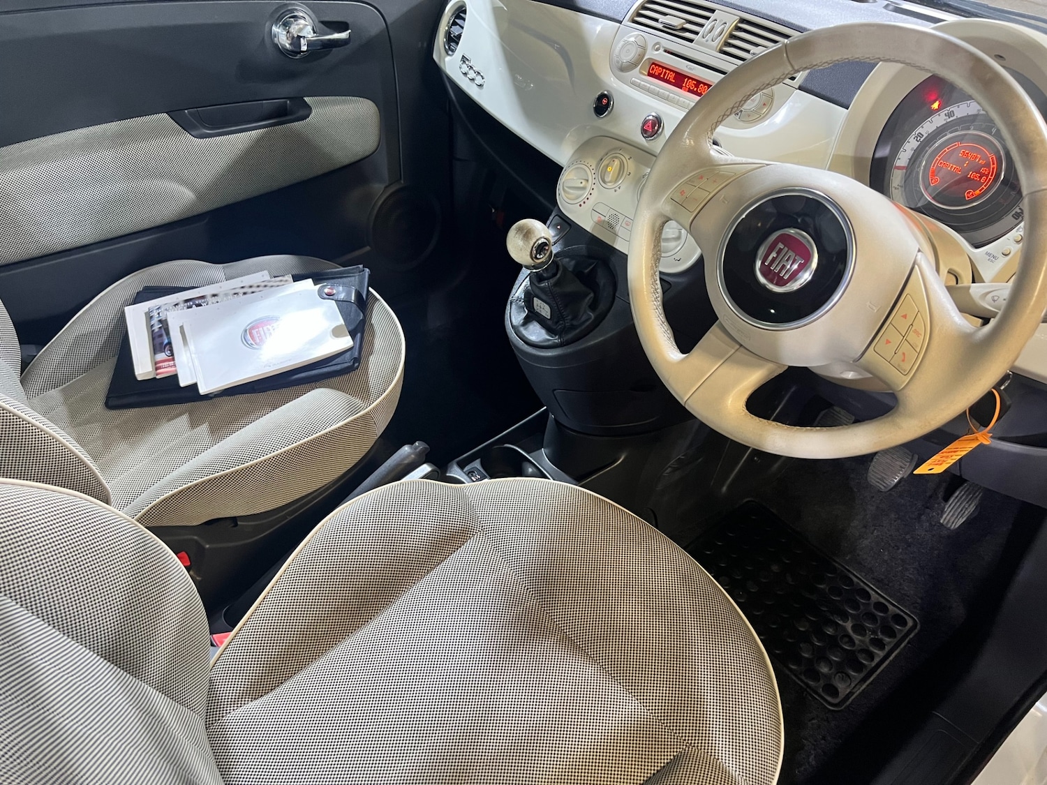 Used Fiat 500 2011 for sale - 78166060: Photo 12