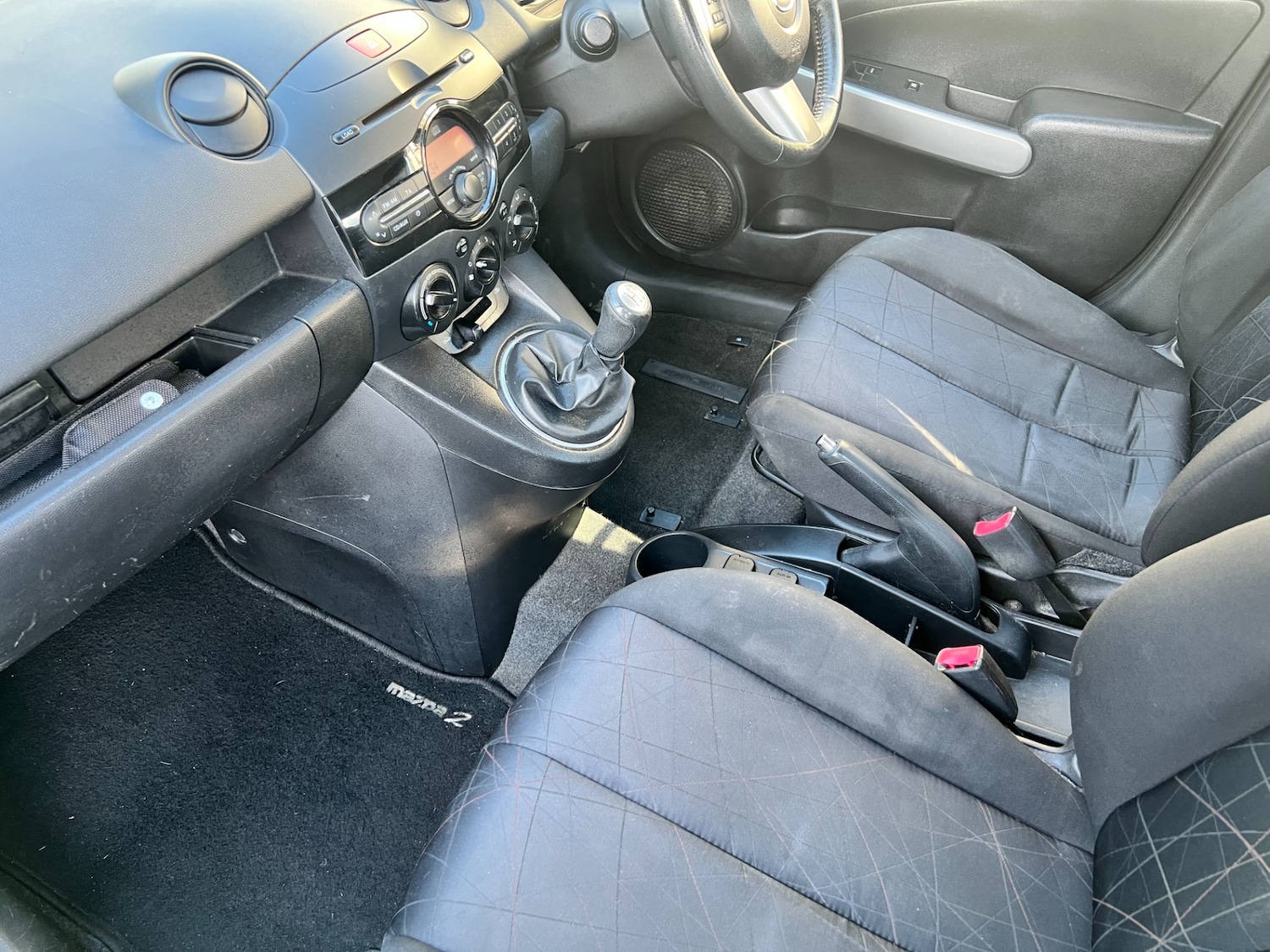 Used Mazda Mazda2 2011 for sale - 77946465: Photo 10