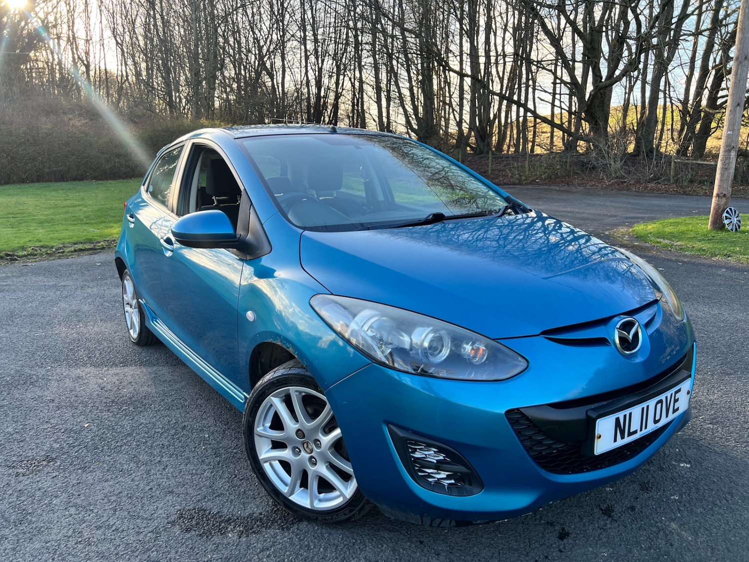 Used Mazda Mazda2 2011 for sale - 77946465: Photo 3