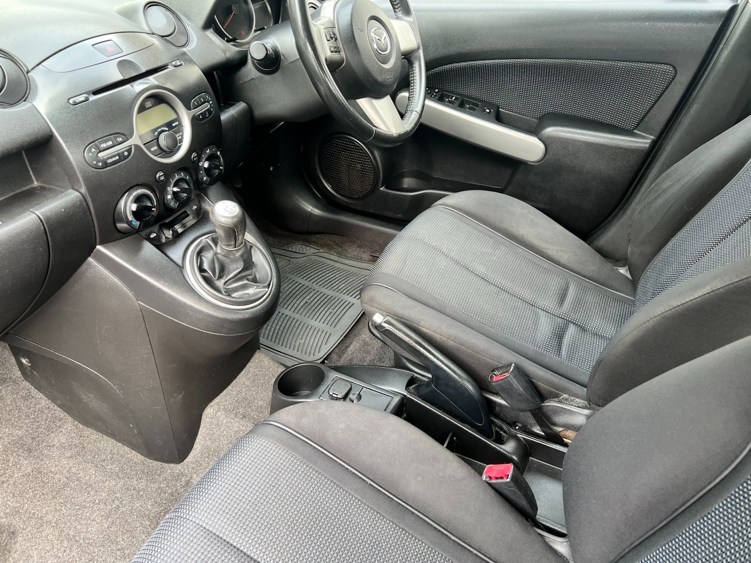 Used Mazda Mazda2 2011 for sale - 78154716: Photo 11