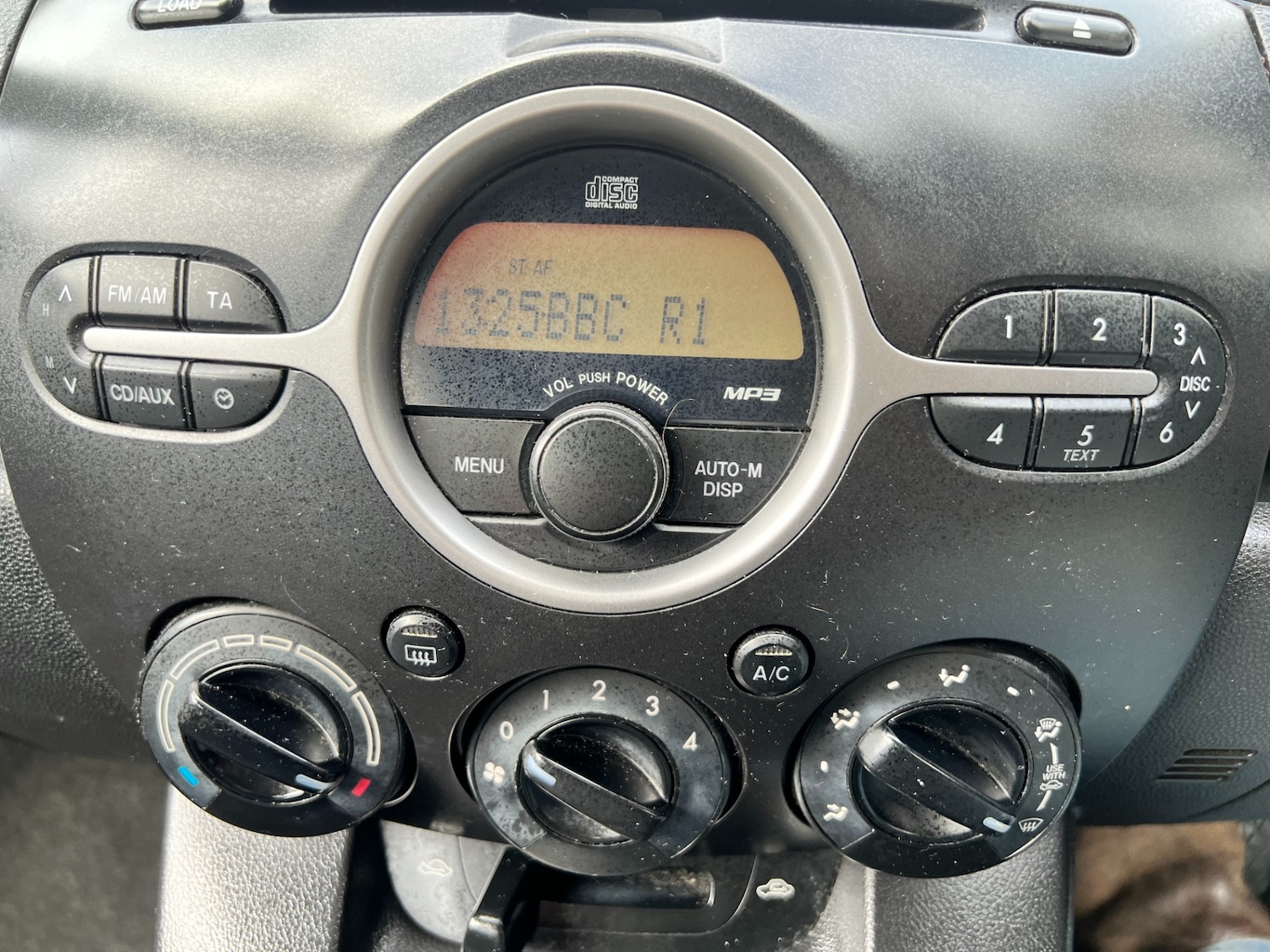 Used Mazda Mazda2 2011 for sale - 78154716: Photo 13