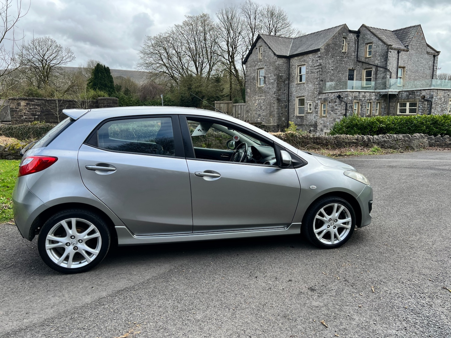 Used Mazda Mazda2 2011 for sale - 78154716: Photo 7