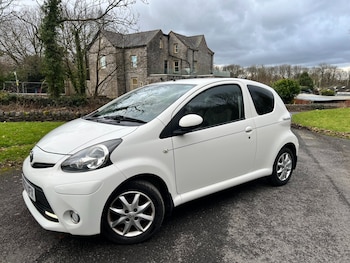 Used Toyota AYGO 2013 for sale - 77474948: Photo
