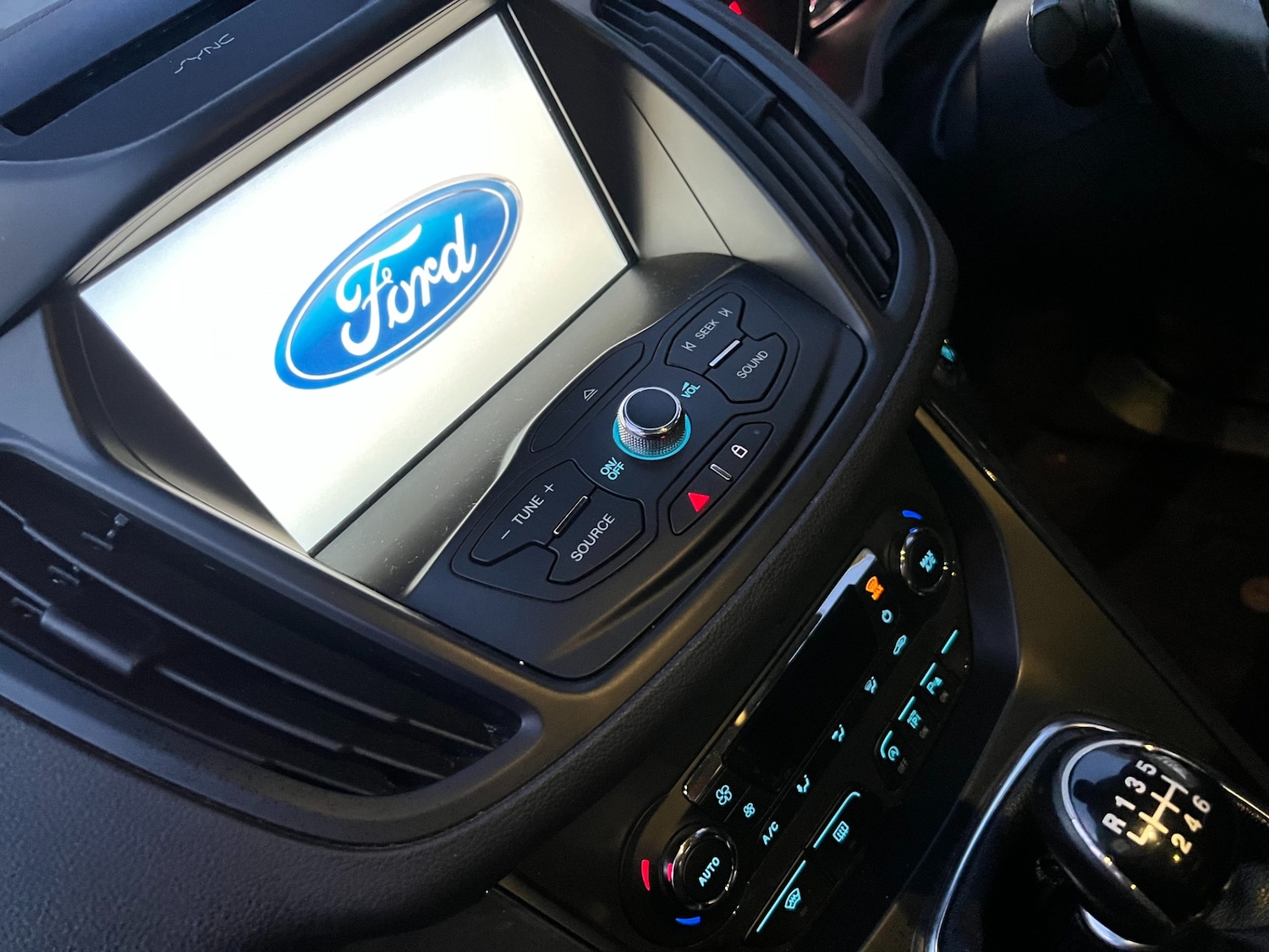 Used Ford Kuga 2015 for sale - 77888792: Photo 11
