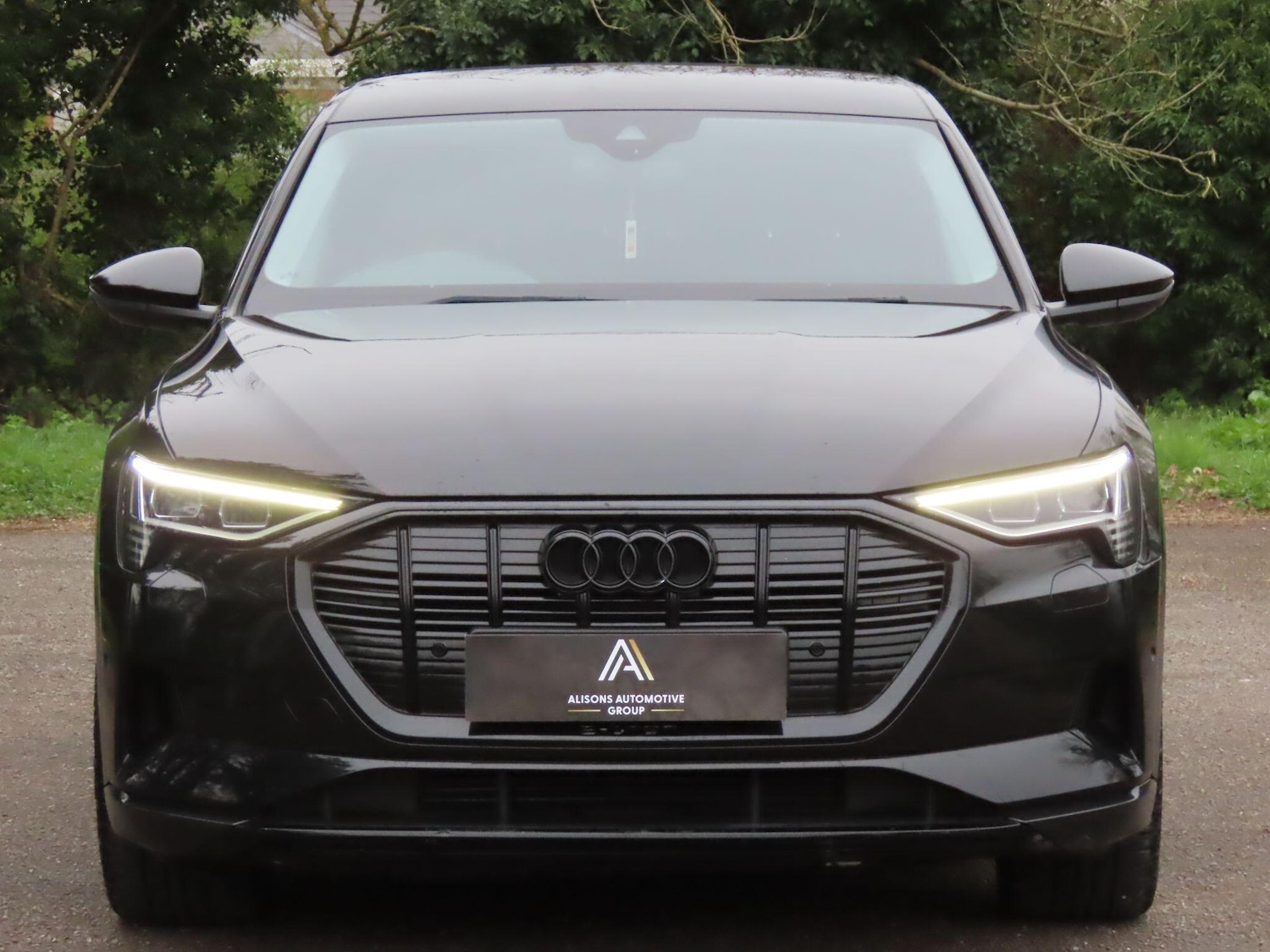 Used Audi e-tron 2020 for sale - 78007316: Photo 2