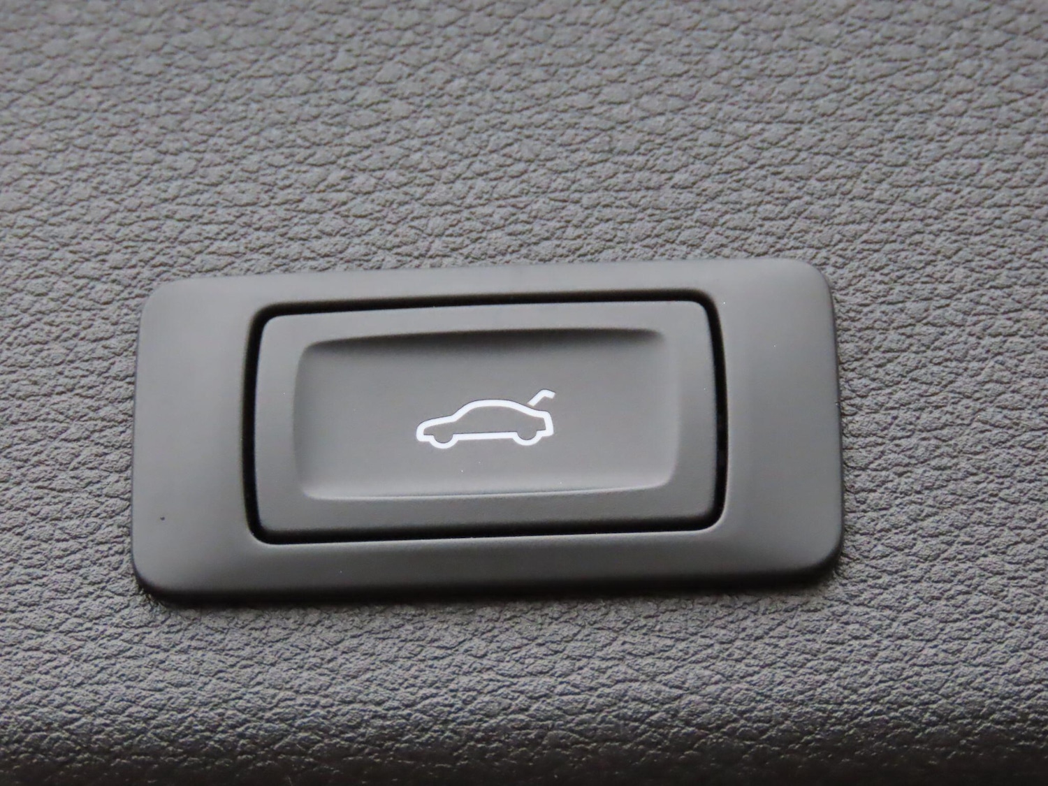 Used Audi e-tron 2020 for sale - 78007316: Photo 7