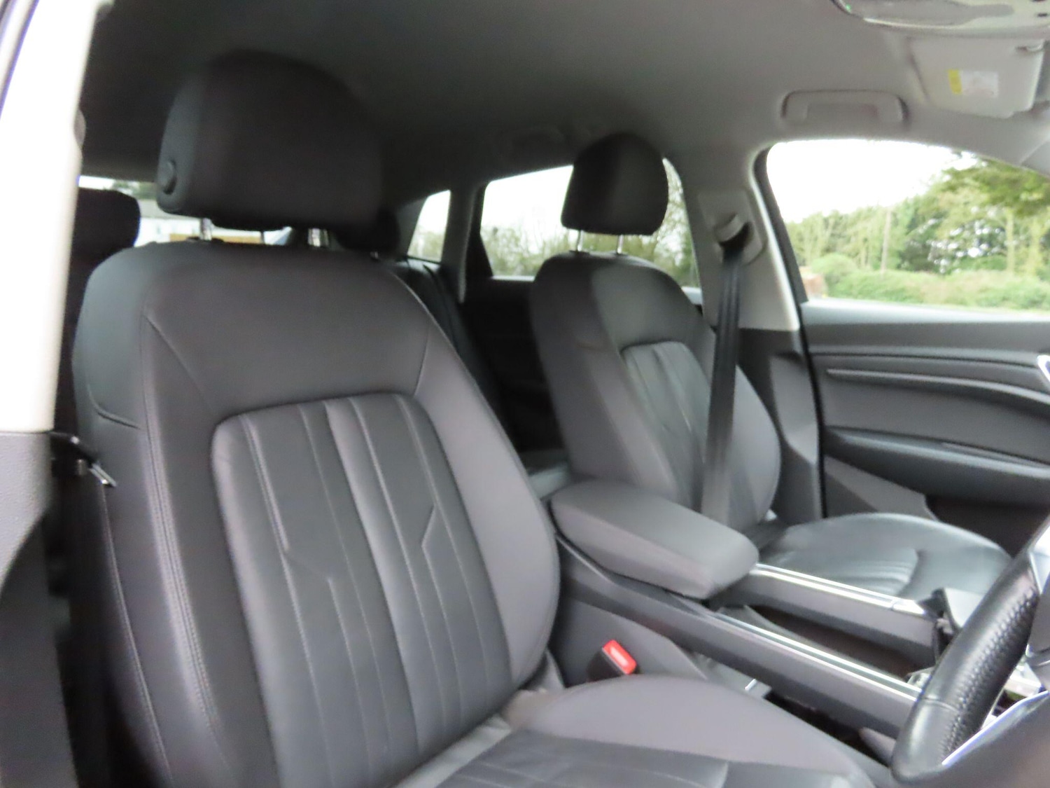 Used Audi e-tron 2020 for sale - 78007316: Photo 9