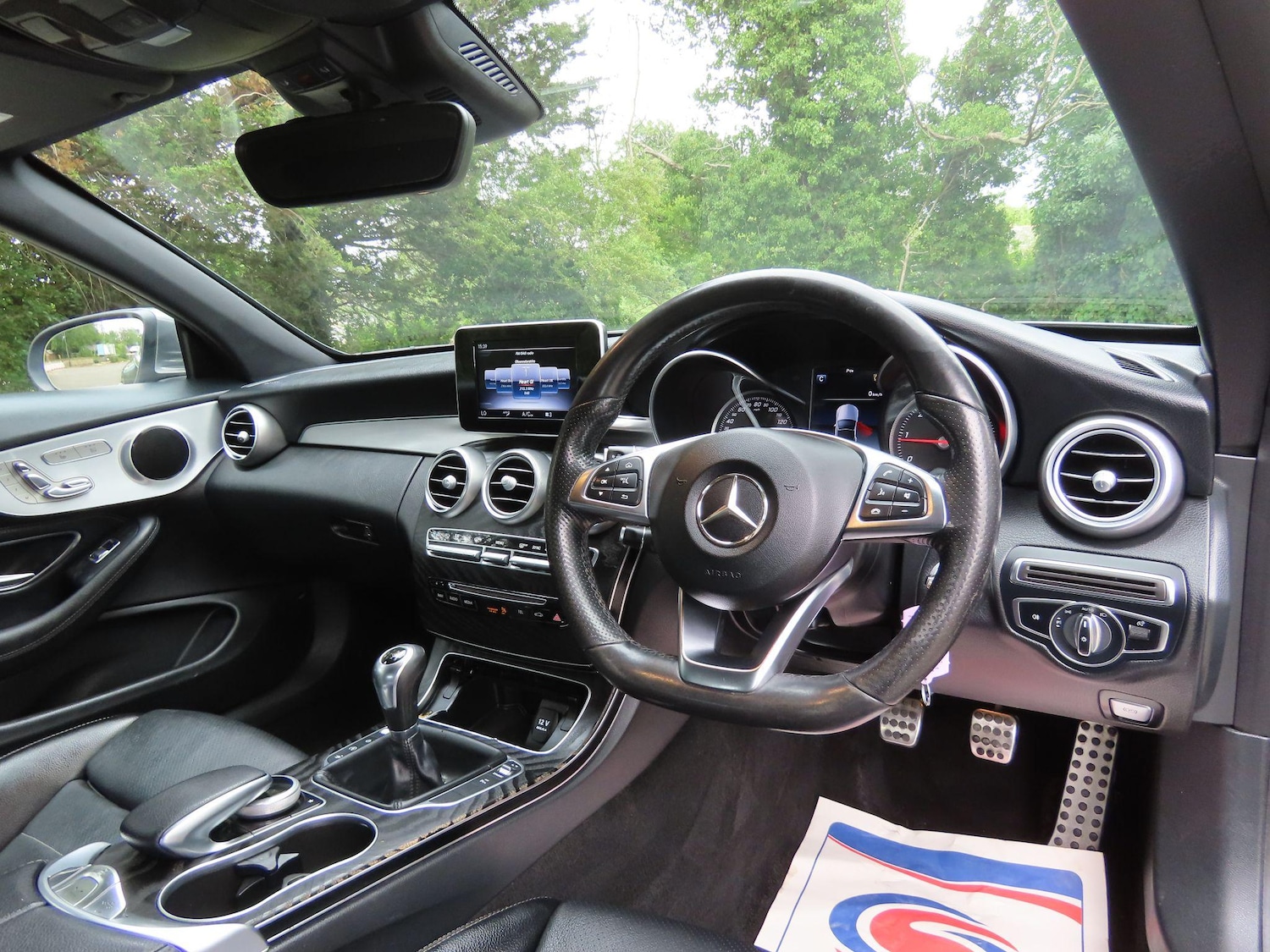 Used Mercedes-Benz C Class 2018 for sale - 76987994: Photo 11