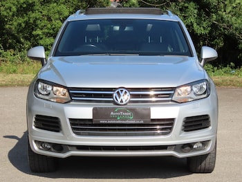 Used Volkswagen Touareg 2012 for sale - 75432074: Photo