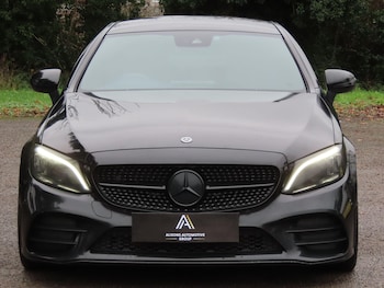 Used Mercedes-Benz C Class 2018 for sale - 76989619: Photo