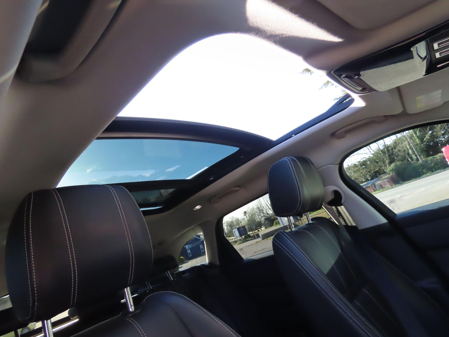 Used Land Rover Range Rover Velar 2018 for sale - 77957859: Photo 17