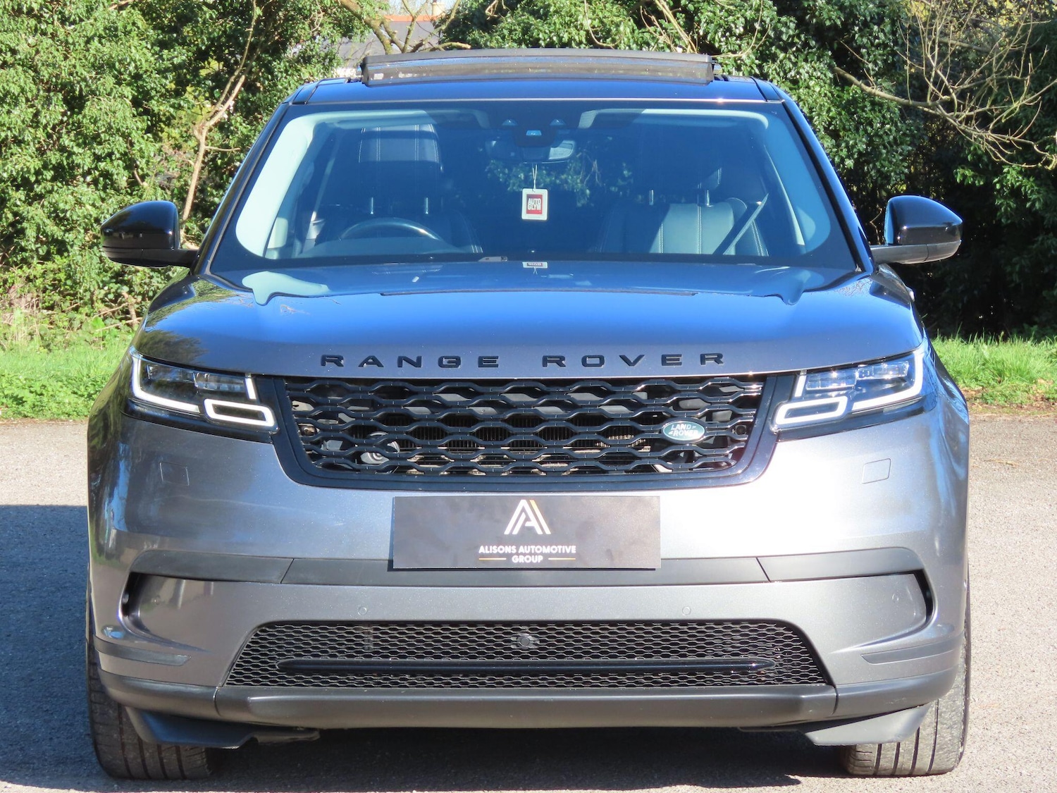 Used Land Rover Range Rover Velar 2018 for sale - 77957859: Photo 3