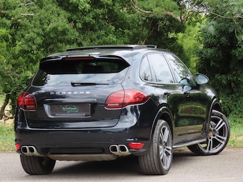 Used Porsche Cayenne 2013 for sale - 75414389: Photo