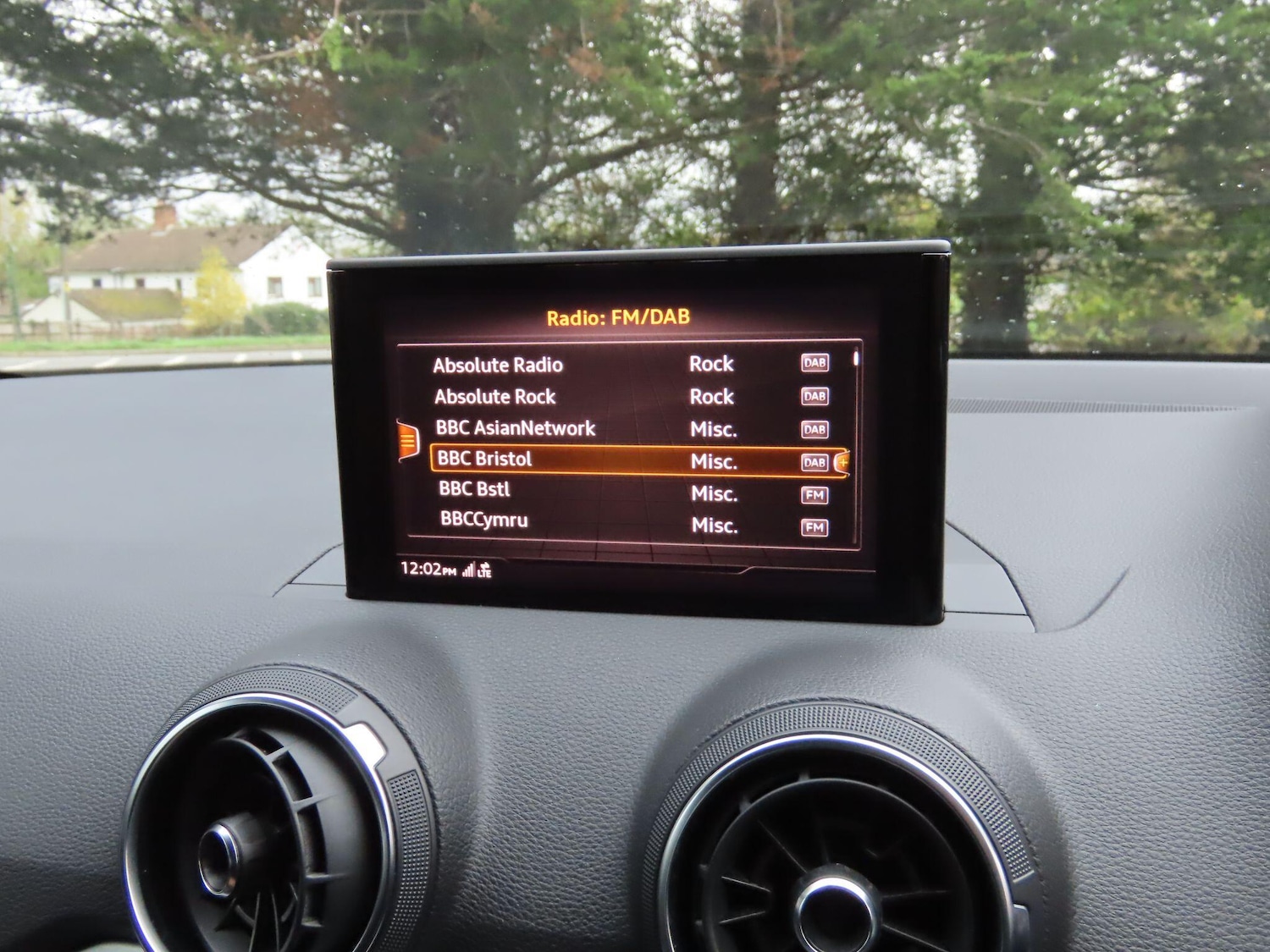 Used Audi Q2 for sale - 76472180: Photo 11