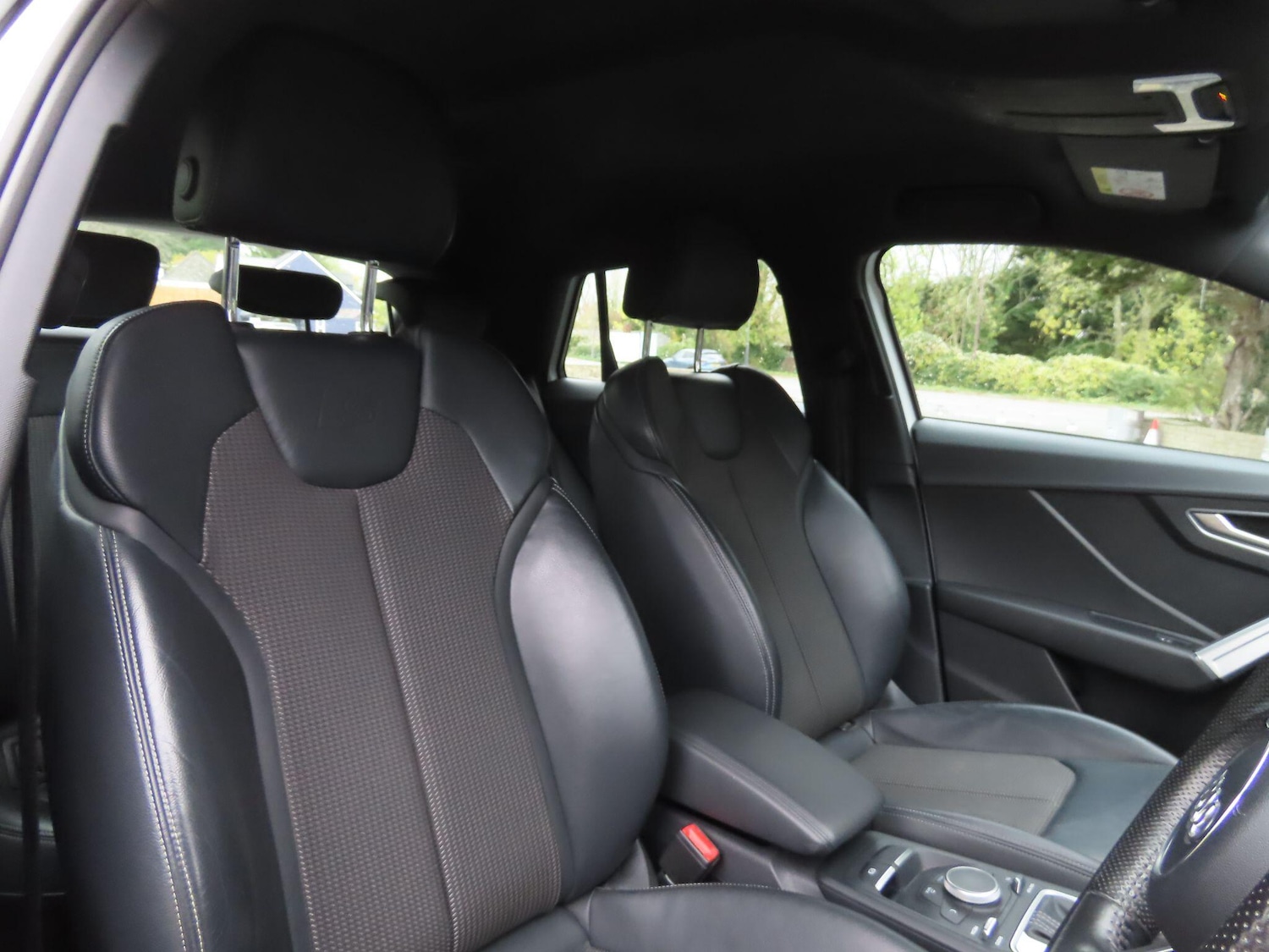 Used Audi Q2 for sale - 76472180: Photo 9