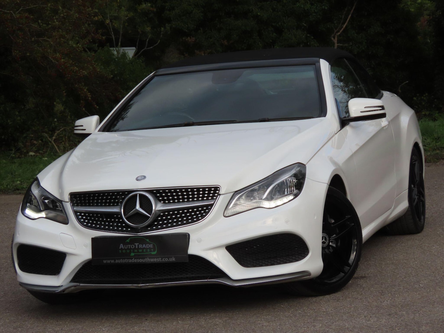 Used Mercedes-Benz E-Class 2014 for sale - 76059710: Photo 1