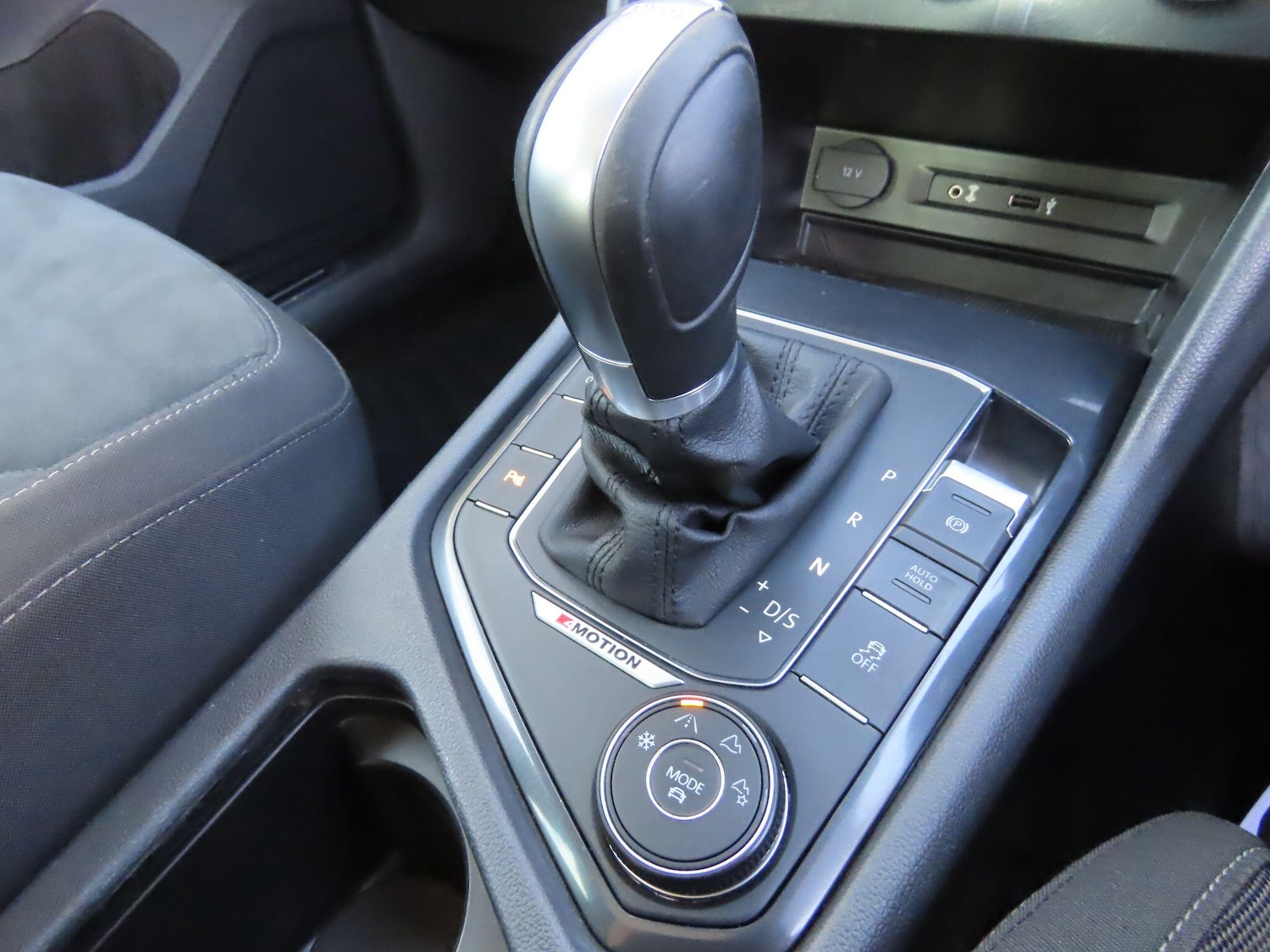 Used Volkswagen Tiguan 2017 for sale - 77723821: Photo 12