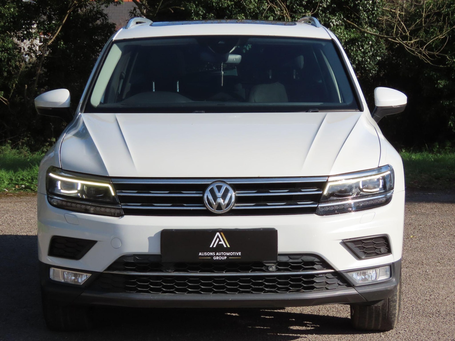 Used Volkswagen Tiguan 2017 for sale - 77723821: Photo 2