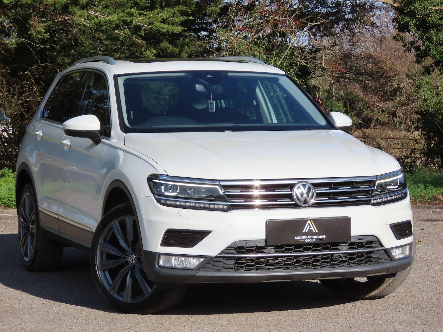 Used Volkswagen Tiguan 2017 for sale - 77723821: Photo 3