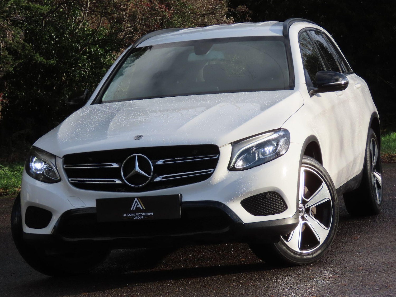 Used Mercedes-Benz GLC 2019 for sale - 76899527: Photo 1