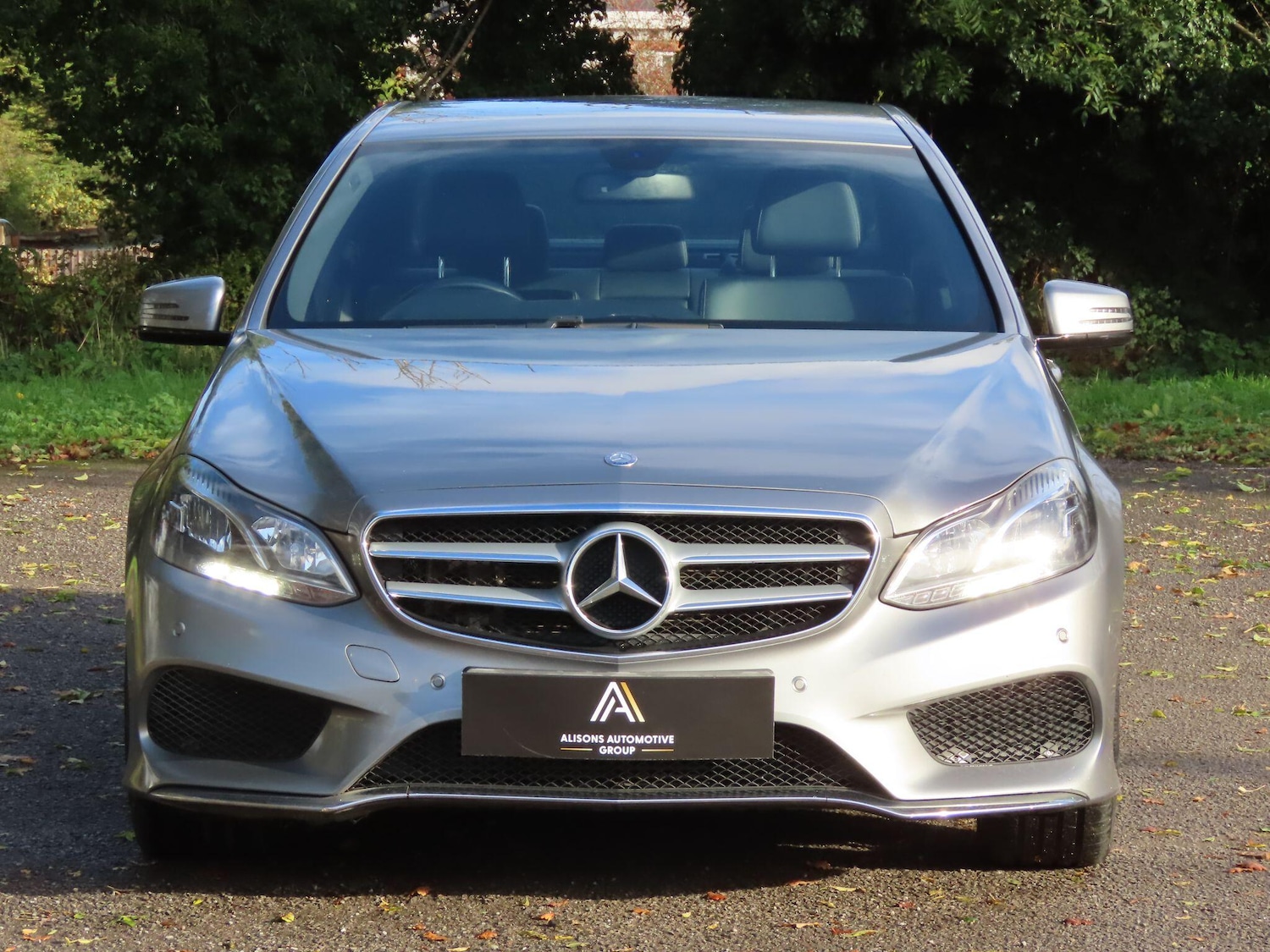 Used Mercedes-Benz E Class 2014 for sale - 76440863: Photo 2