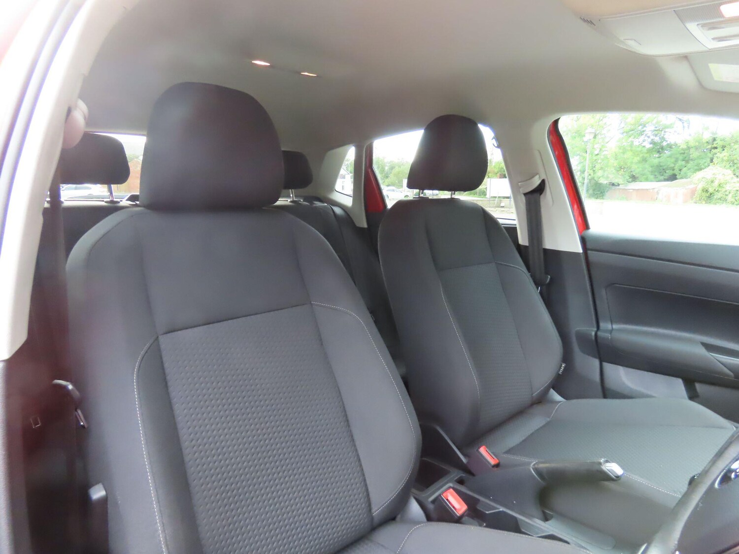 Used Volkswagen Polo 2020 for sale - 76059490: Photo 8