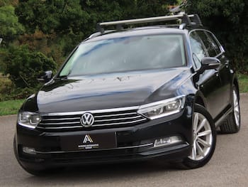 Used Volkswagen Passat 2019 for sale - 79832498: Photo