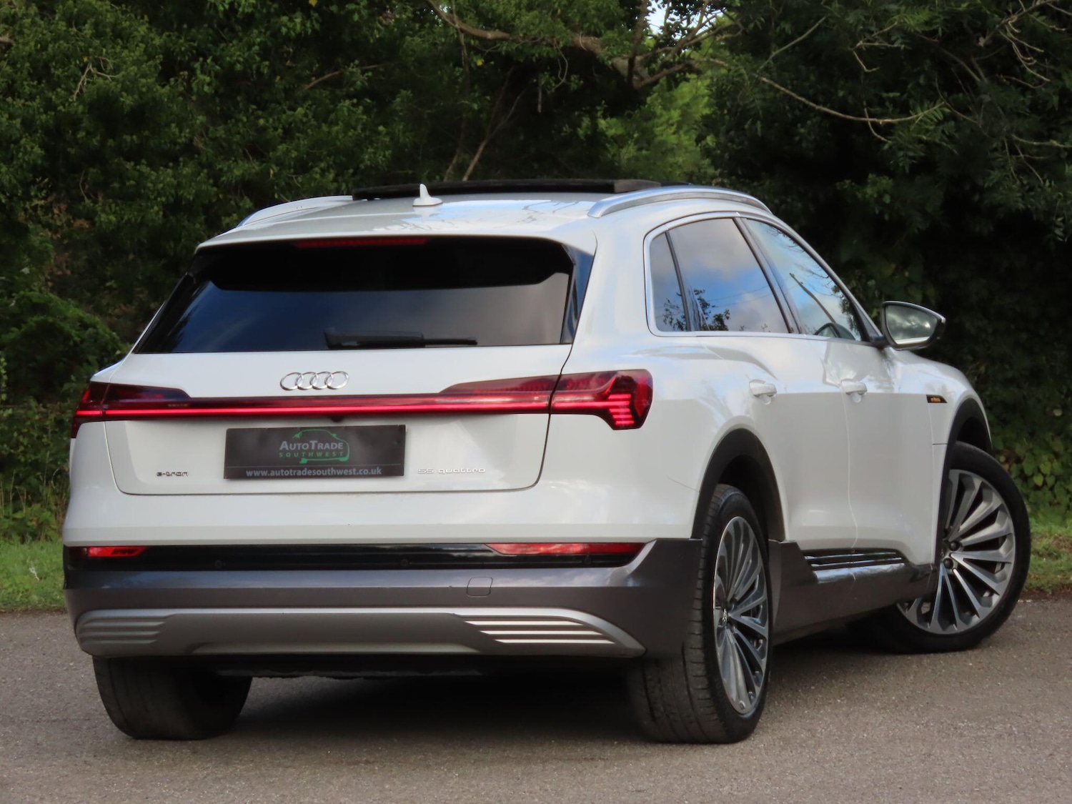 Used Audi e-tron for sale - 76997902: Photo 5