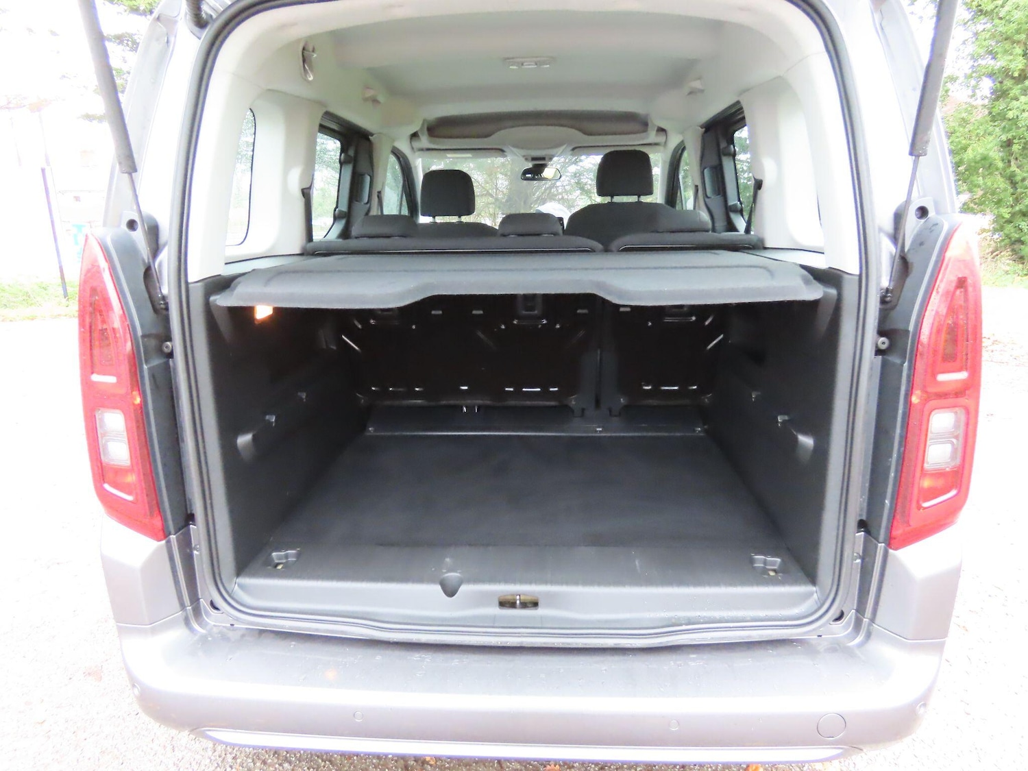 Used Vauxhall Combo Life 2018 for sale - 76887238: Photo 7