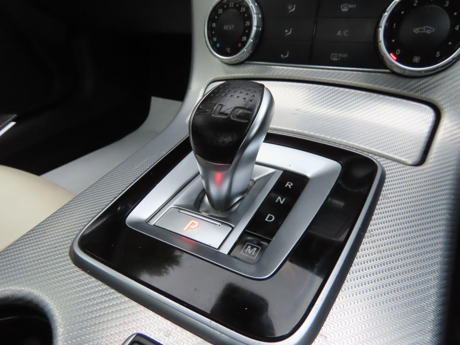 Used Mercedes-Benz SLC 2017 for sale - 77633240: Photo 12