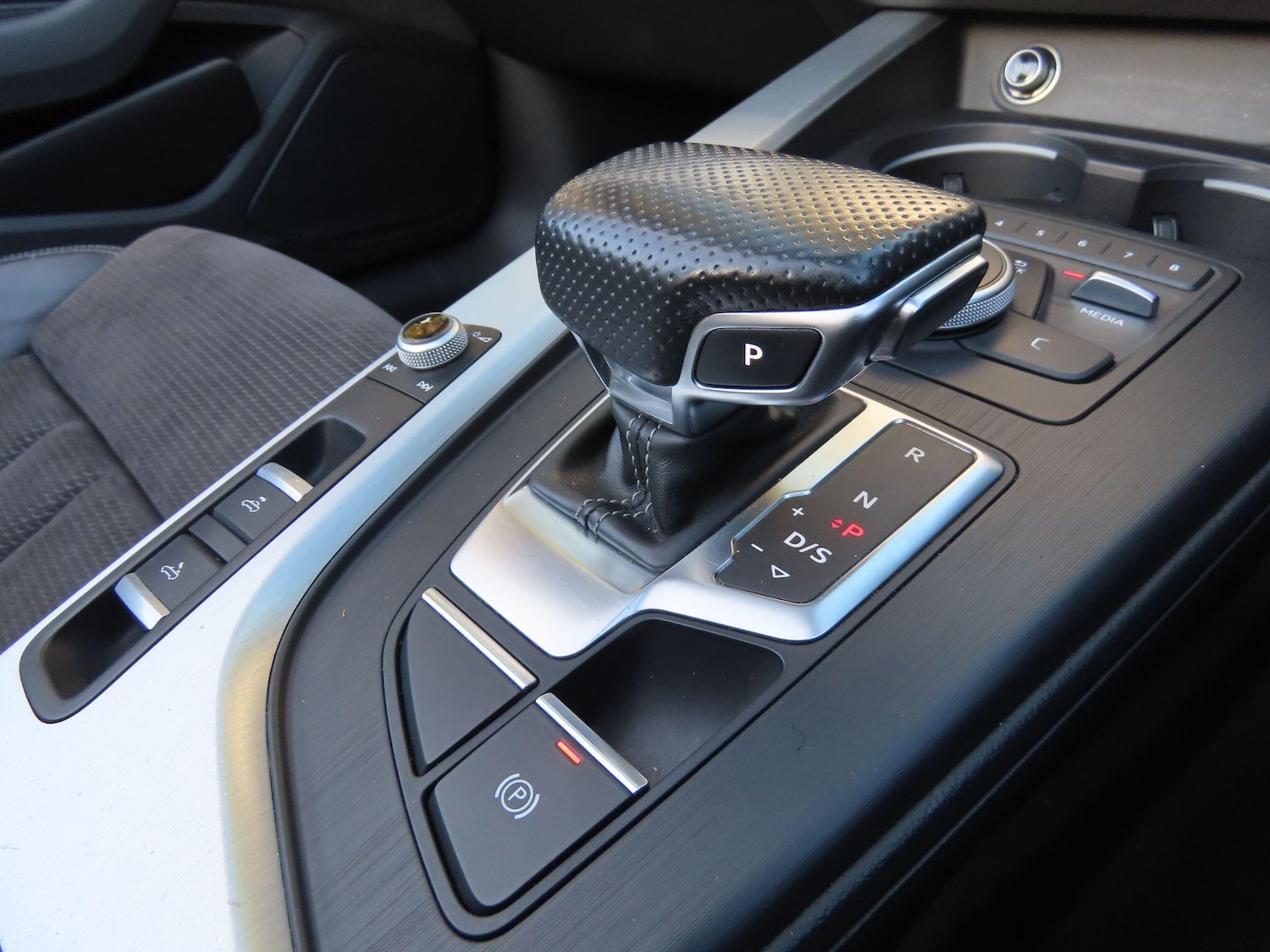 Used Audi A5 Cabriolet 2018 for sale - 77439712: Photo 14