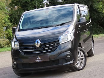 Used Renault Trafic 2017 for sale - 79868463: Photo