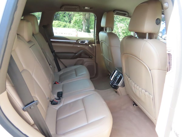 Used Porsche Cayenne 2013 for sale - 75563692: Photo 10
