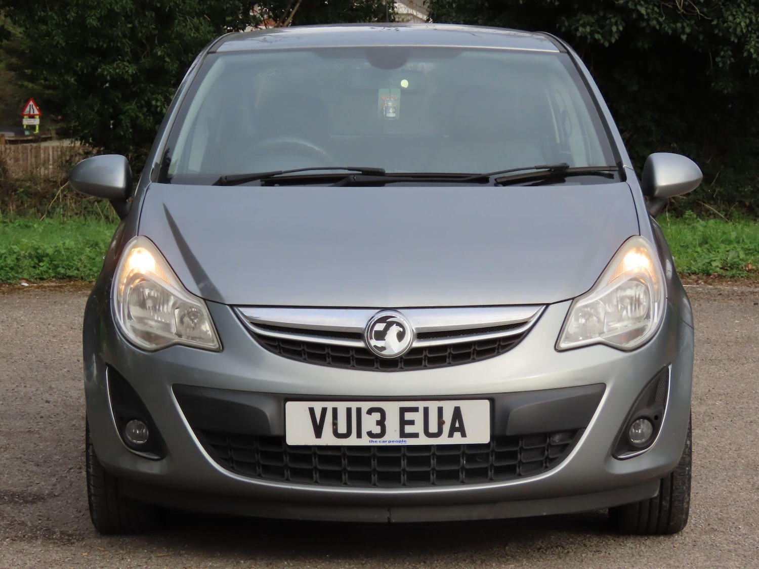 Used Vauxhall Corsa 2013 for sale - 77839901: Photo 2