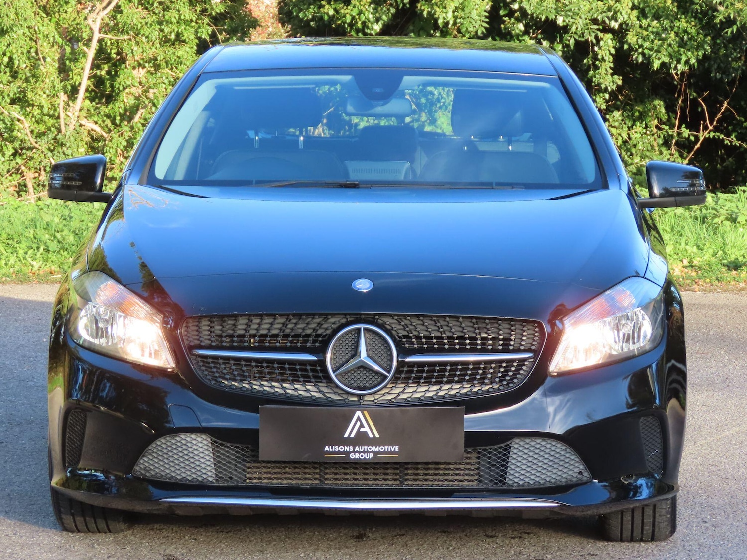 Used Mercedes-Benz A-Class 2015 for sale - 76189159: Photo 2