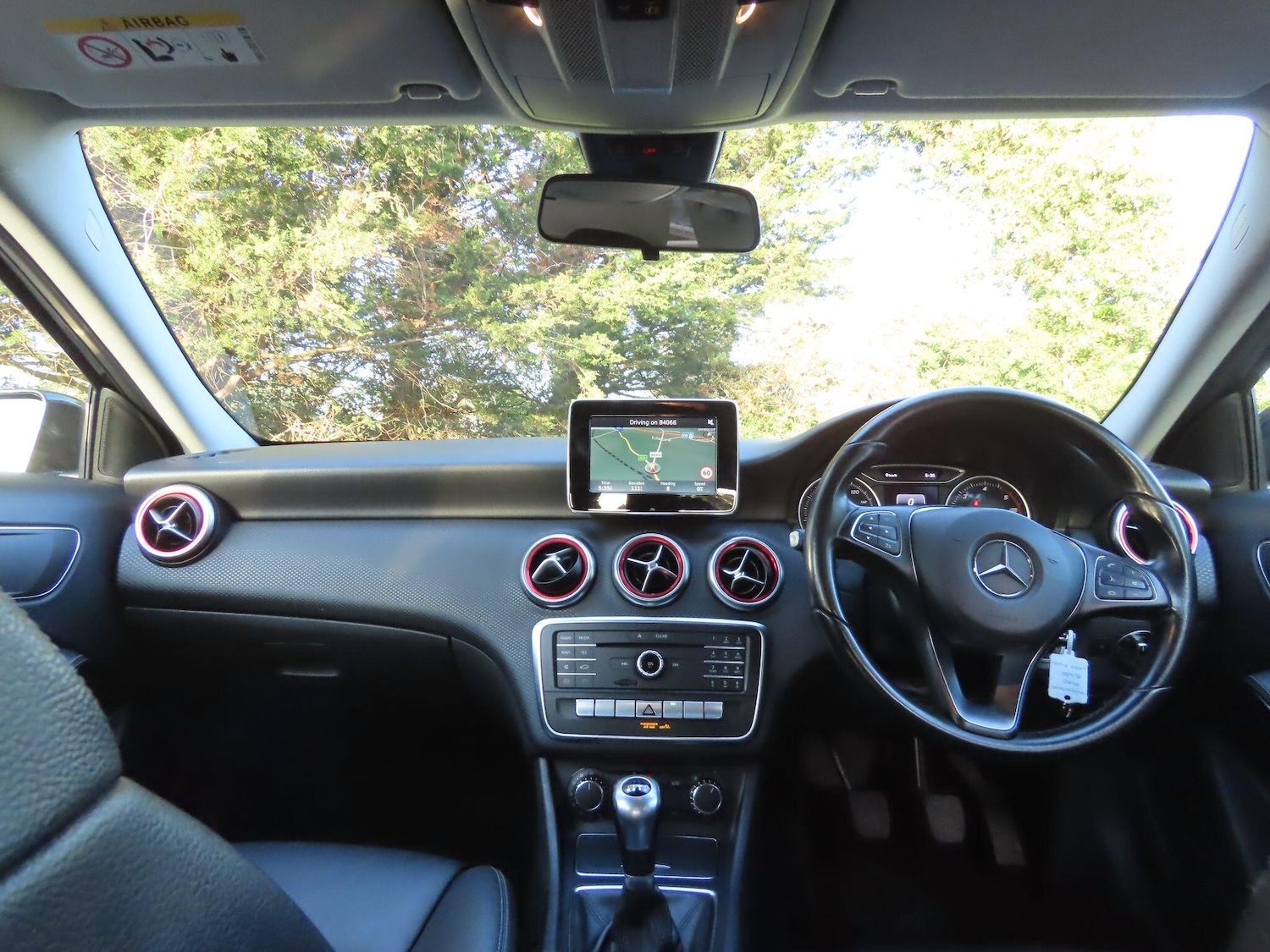 Used Mercedes-Benz A-Class 2015 for sale - 76189159: Photo 7