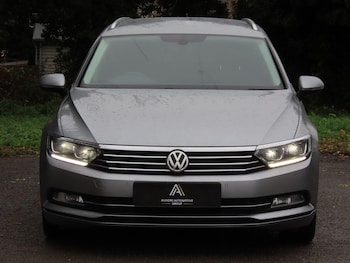 Used Volkswagen Passat 2018 for sale - 76994526: Photo