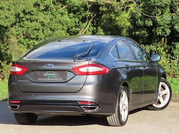 Used Ford Mondeo 2017 for sale - 76060720: Photo