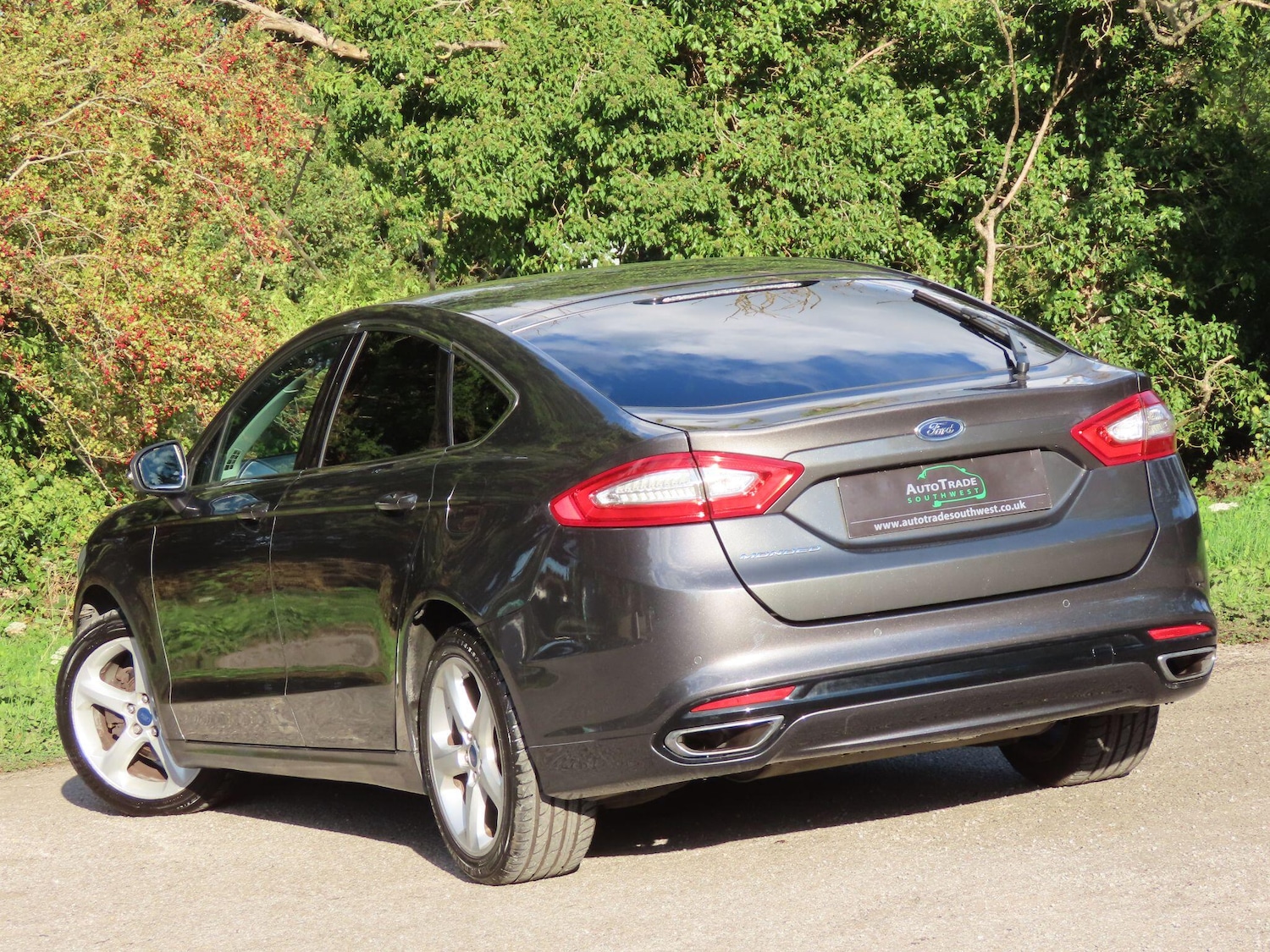 Used Ford Mondeo 2017 for sale - 76060720: Photo 6