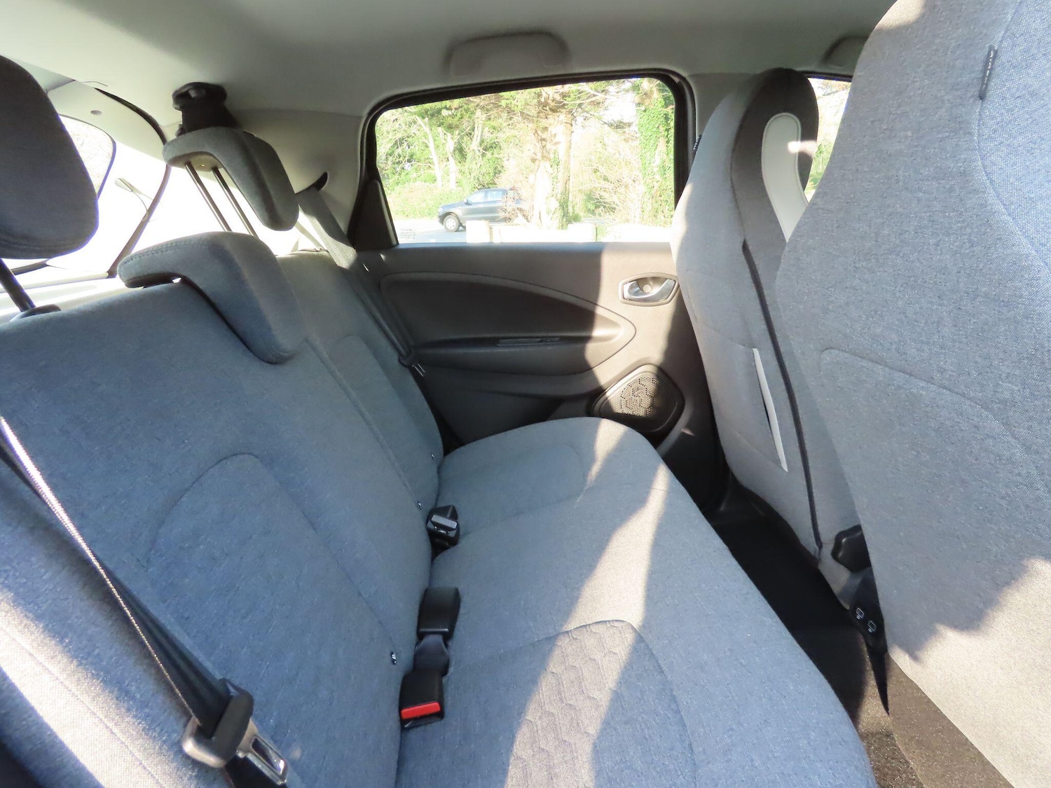 Used Renault Zoe 2021 for sale - 77074056: Photo 9