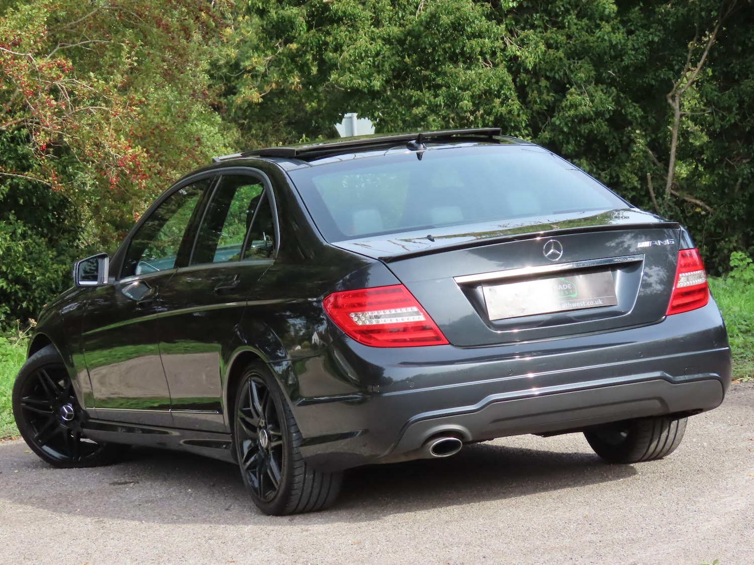 Used Mercedes-Benz C-Class 2013 for sale - 76109467: Photo 7