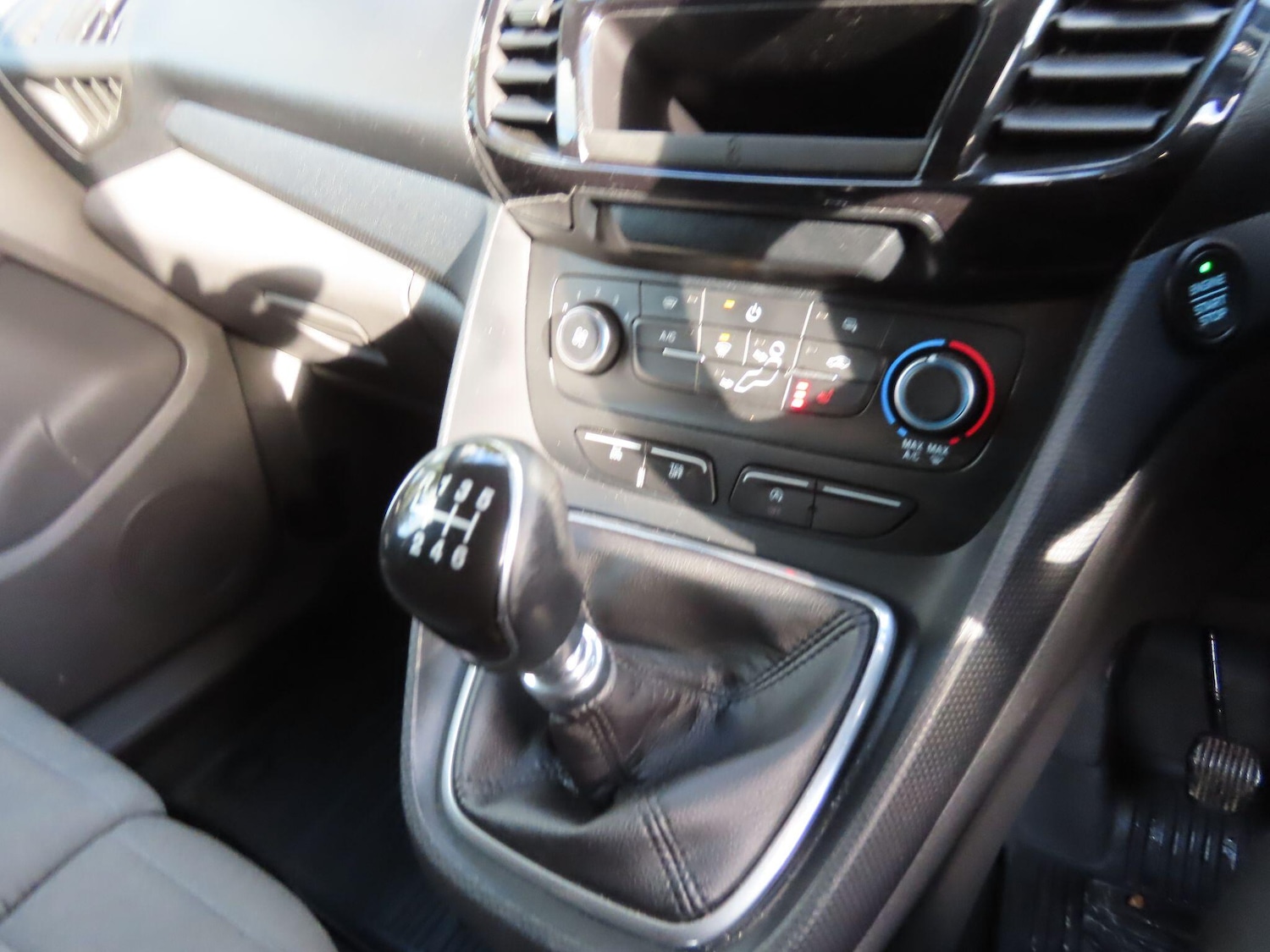 Used Ford Transit Connect 2020 for sale - 77315064: Photo 15