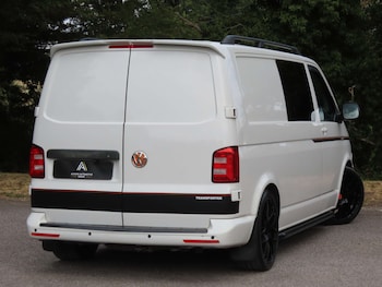 Used Volkswagen Transporter 2016 for sale - 79537898: Photo