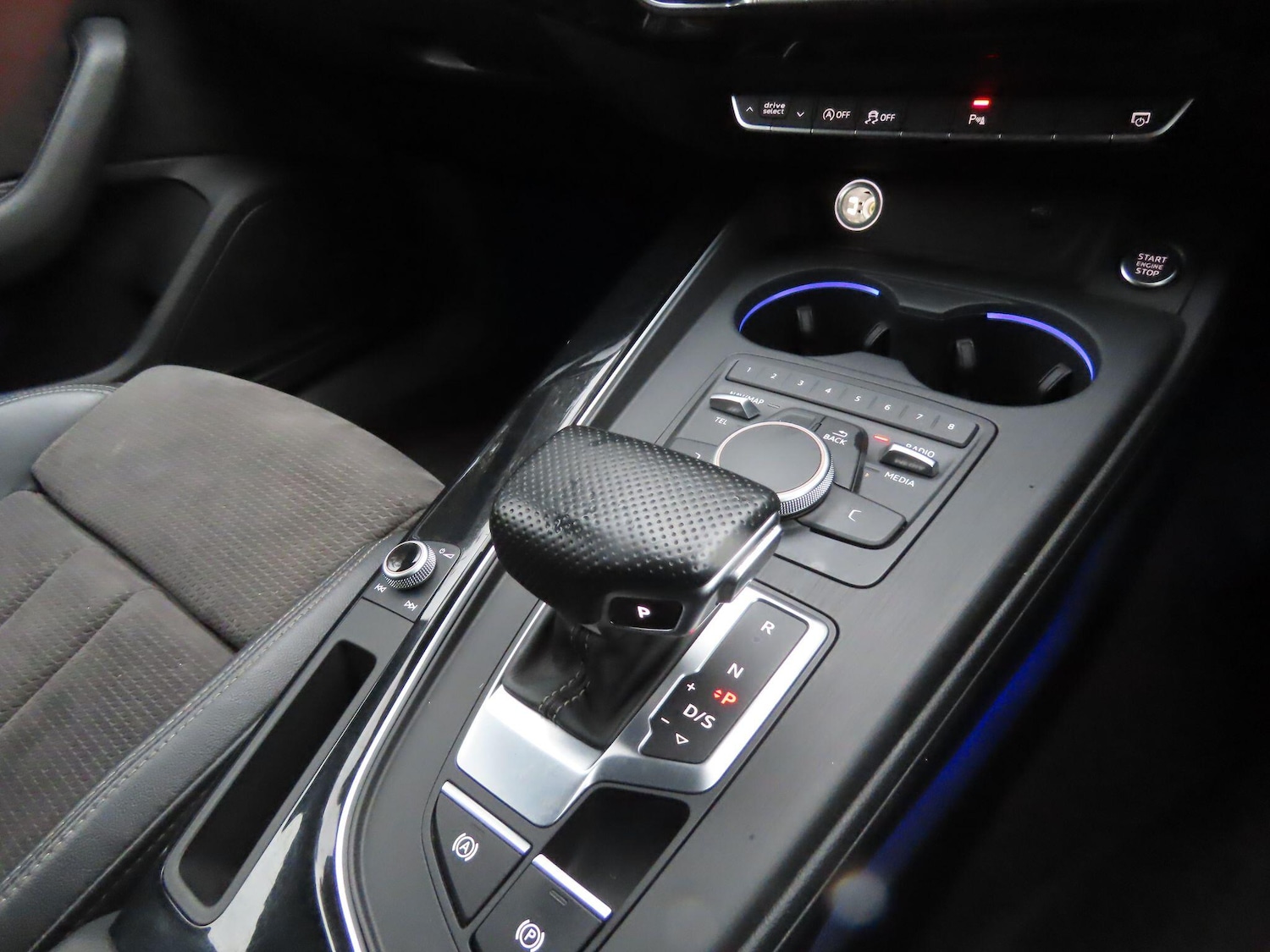 Used Audi A4 2018 for sale - 76855703: Photo 12