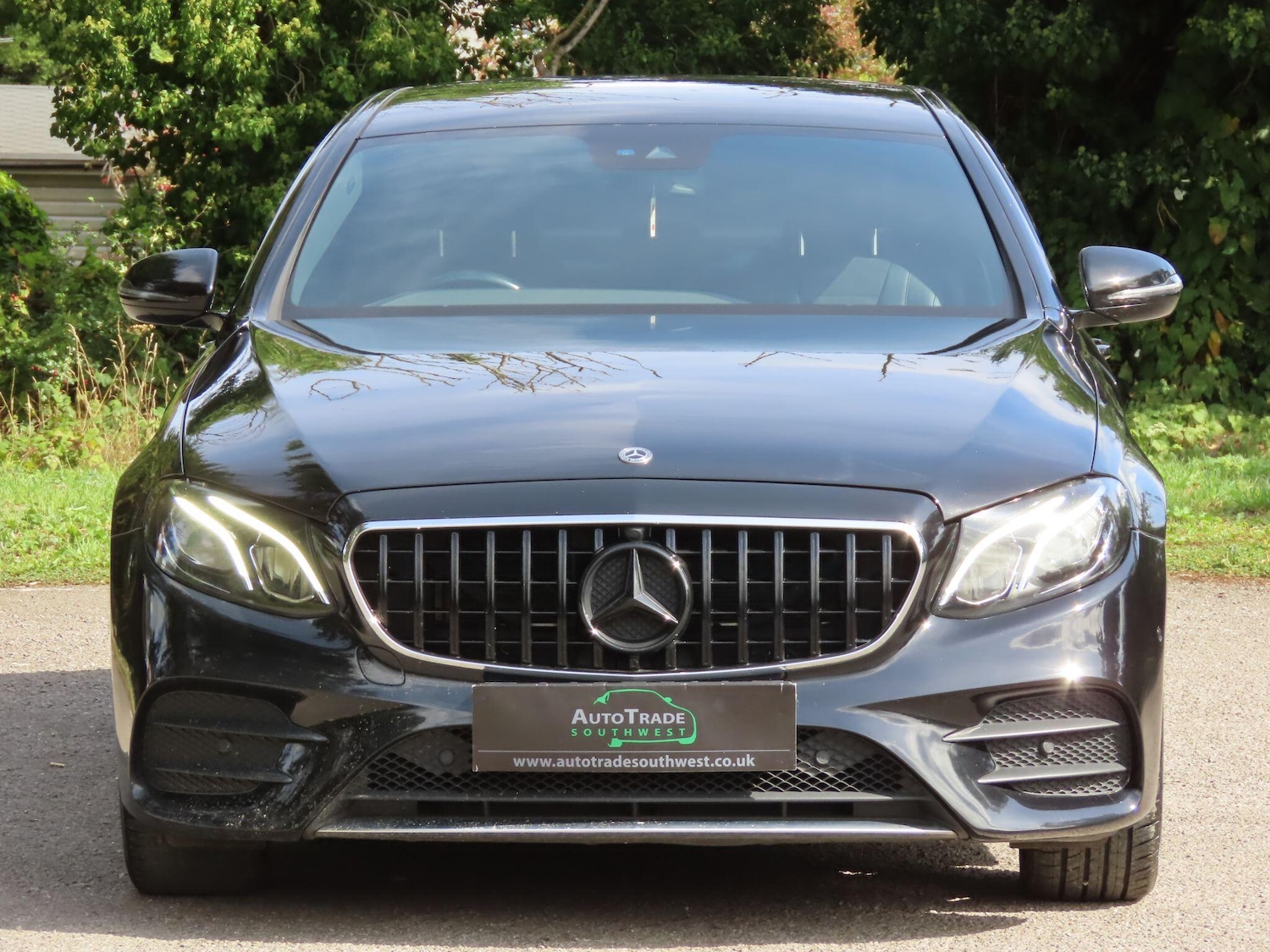 Used Mercedes-Benz E Class for sale - 78057786: Photo 2