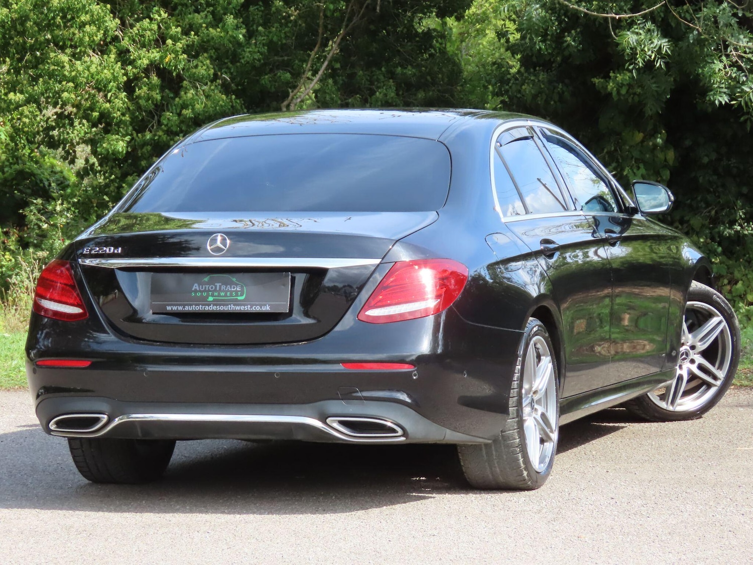 Used Mercedes-Benz E Class for sale - 78057786: Photo 4