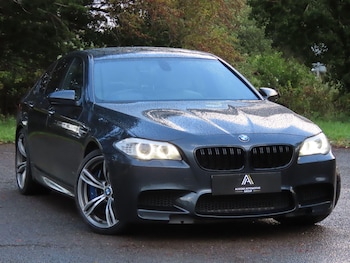 Used BMW M5 2012 for sale - 76377264: Photo